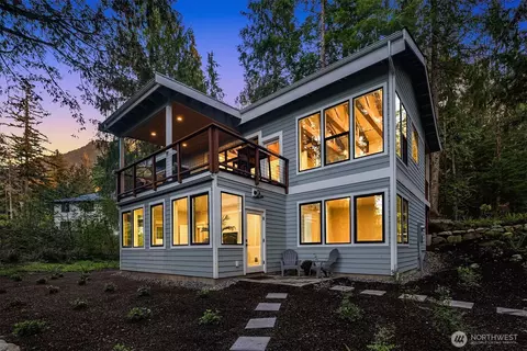 7339 Moon Valley Rd SE, North Bend, WA 98045