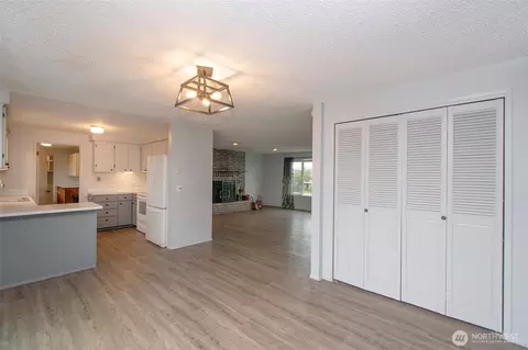 Dining - 61 James St, Sequim, WA 98382 photo 1 of 1