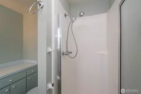 Bath - 61 James St, Sequim, WA 98382 photo 4 of 4
