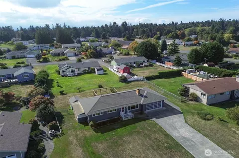 View/Area - 61 James St, Sequim, WA 98382 photo 2 of 5