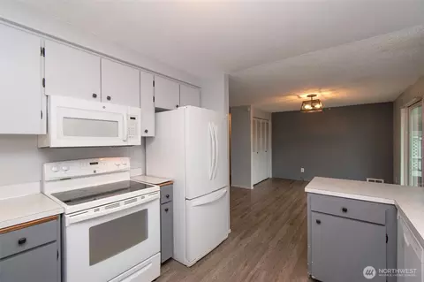 Kitchen - 61 James St, Sequim, WA 98382 photo 4 of 4