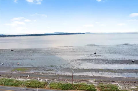 5228 Richmond Cres, Blaine, WA 98230