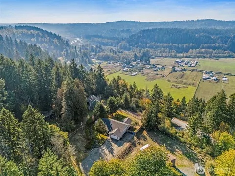 View/Area - 21104 188th Avenue Ct E, Orting, WA 98360 photo 1 of 2