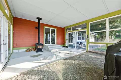 Exterior - 21104 188th Avenue Ct E, Orting, WA 98360 photo 4 of 11