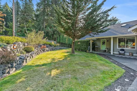 Exterior - 21104 188th Avenue Ct E, Orting, WA 98360 photo 1 of 11