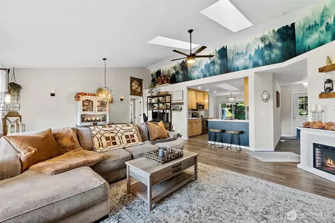 Living - 21104 188th Avenue Ct E, Orting, WA 98360 photo 4 of 4