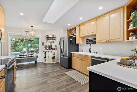 Kitchen - 21104 188th Avenue Ct E, Orting, WA 98360 photo 1 of 3