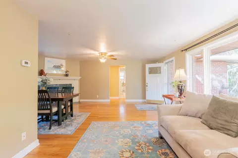 415 Rose Way, Everett, WA 98203 photo 8