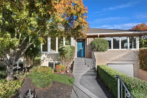 1852 40th Ave E, Seattle, WA 98112