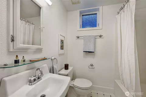 Bath - 1852 40th Ave E, Seattle, WA 98112 photo 3 of 3