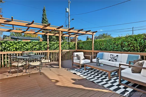 Exterior - 1852 40th Ave E, Seattle, WA 98112 photo 5 of 5
