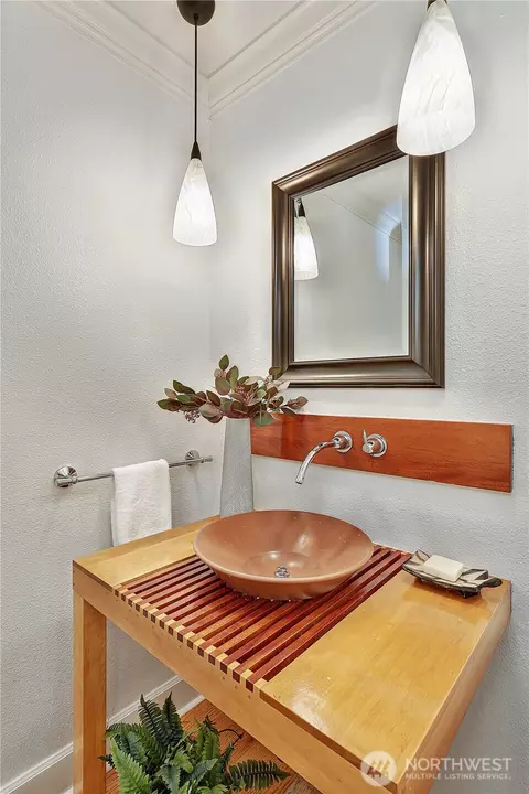 Bath - 1852 40th Ave E, Seattle, WA 98112 photo 1 of 3