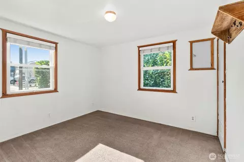 314 Washington Ave SE, Orting, WA 98360 photo 6