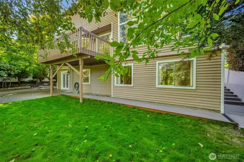 Exterior - 16808 119th Pl NE, Bothell, WA 98011 photo 3 of 7