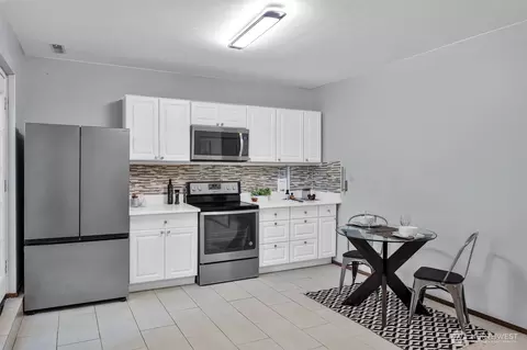 Kitchen - 16808 119th Pl NE, Bothell, WA 98011 photo 6 of 6