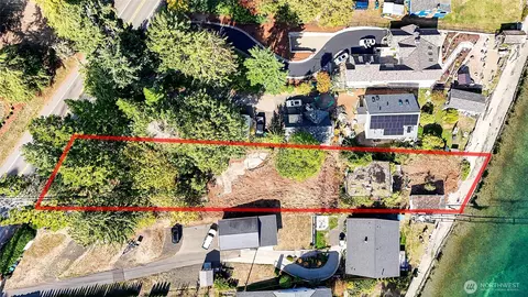 1129 Colechester Dr S, Port Orchard, WA 98366