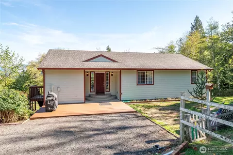 147 Broken Mountain Dr, Kelso, WA 98626