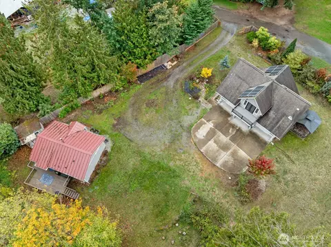 21315 18th St E, Lake Tapps, WA 98391