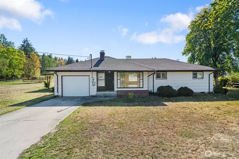 Exterior - 122 Armstrong Rd, Chehalis, WA 98532 photo 2 of 9
