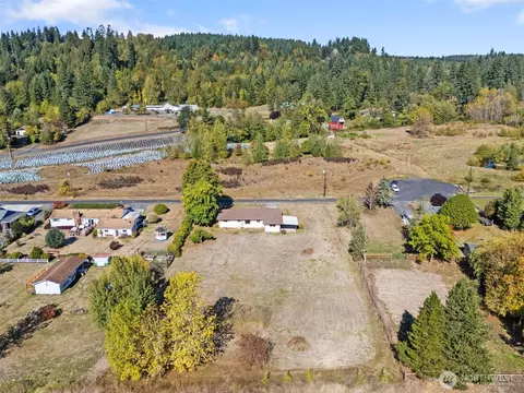 View/Area - 122 Armstrong Rd, Chehalis, WA 98532 photo 3 of 6