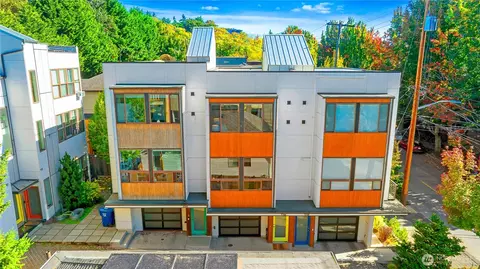 116 N 39th St, Seattle, WA 98103