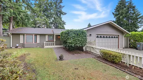 2001 Camas Ct SE, Renton, WA 98055