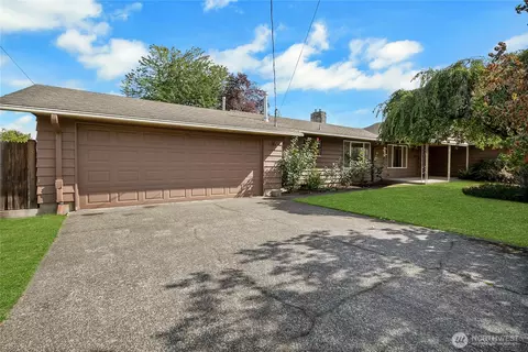 294 S C St, Buckley, WA 98321