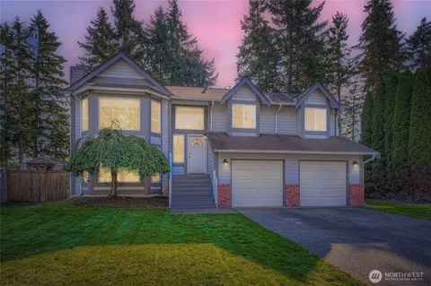 17217 92nd Ave E, Puyallup, WA 98375