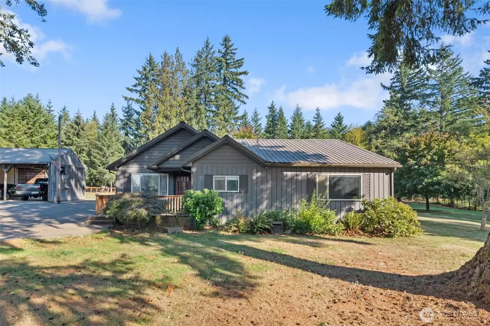 Exterior - 106 Pattee Rd, Chehalis, WA 98532 photo 7 of 16