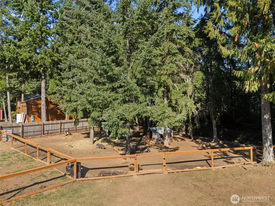 Exterior - 106 Pattee Rd, Chehalis, WA 98532 photo 13 of 16