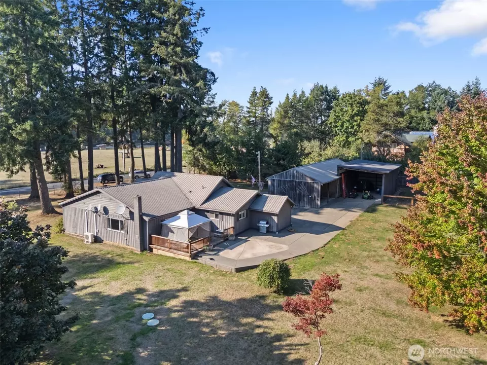 Exterior - 106 Pattee Rd, Chehalis, WA 98532 photo 8 of 16