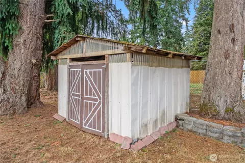 Exterior - 1805 165th Street Ct E, Spanaway, WA 98387 photo 8 of 11