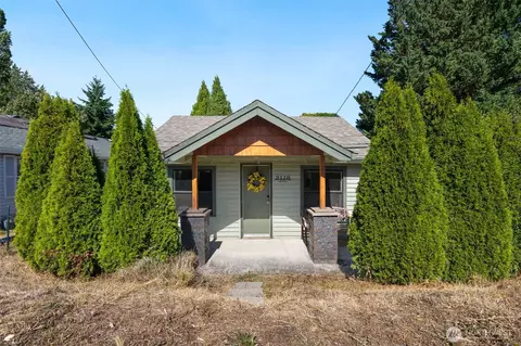 2118 E 39th St, Vancouver, WA 98663
