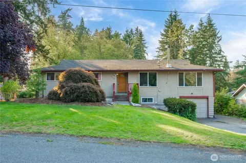 9706 72nd Avenue Ct E, Puyallup, WA 98373
