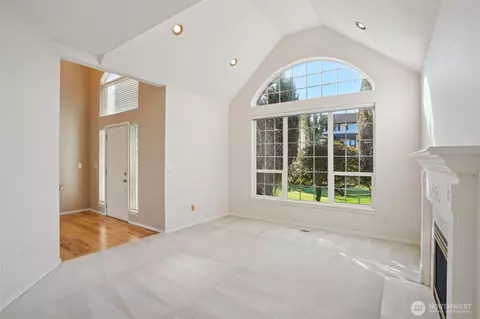 Living - 3739 NW Knapp Ln, Camas, WA 98607 photo 2 of 8
