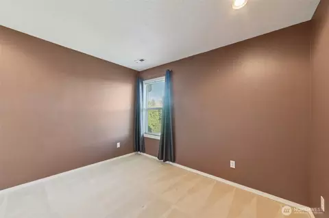 Bedroom - 3739 NW Knapp Ln, Camas, WA 98607 photo 3 of 6
