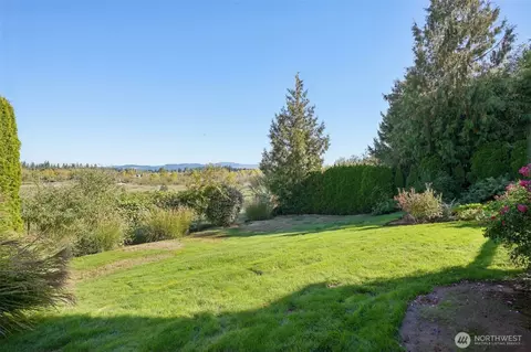 Exterior - 3739 NW Knapp Ln, Camas, WA 98607 photo 5 of 6