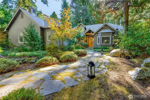 343 Buck Loop Rd, Sequim, WA 98382