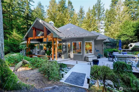 343 Buck Loop Rd, Sequim, WA 98382 photo 2