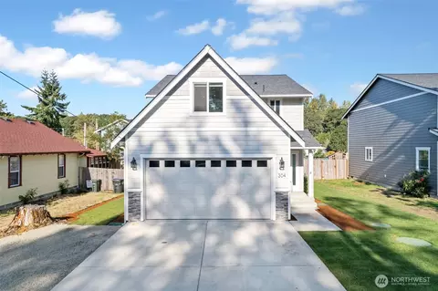 304 Van Trump Ave E, Yelm, WA 98597