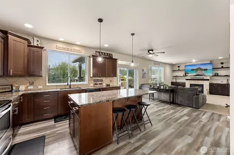 Kitchen - 103 Balmer St SW, Orting, WA 98360 photo 1 of 1