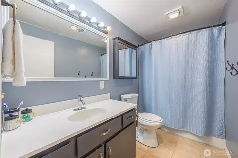Bath - 642 Kitchen Dick Rd, Sequim, WA 98382 photo 1 of 2