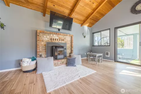 Living - 642 Kitchen Dick Rd, Sequim, WA 98382 photo 3 of 5