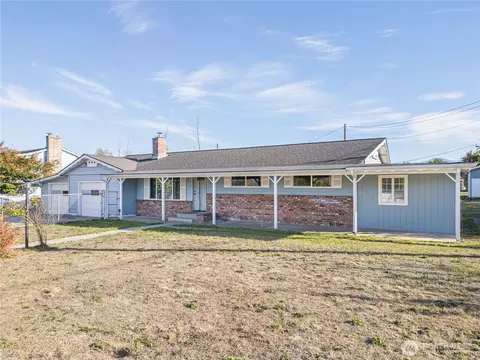 Exterior - 642 Kitchen Dick Rd, Sequim, WA 98382 photo 1 of 11