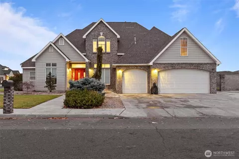 1205 E Rainier St, Othello, WA 99344