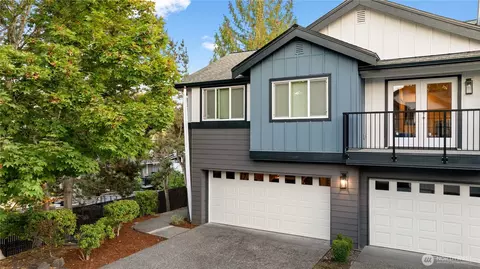 22619 4th Ave W #102, Bothell, WA 98021