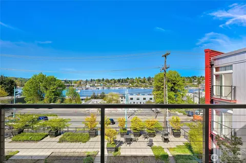 2960 Eastlake Ave E #307, Seattle, WA 98102