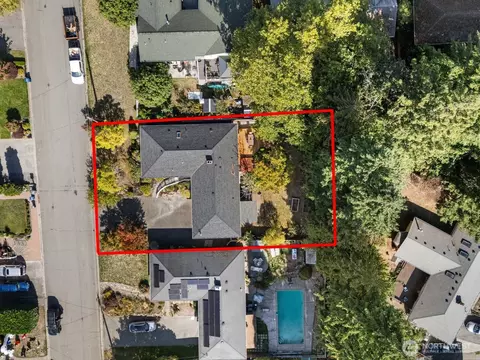 View/Area - 19116 106th Ave NE, Bothell, WA 98011 photo 2 of 2