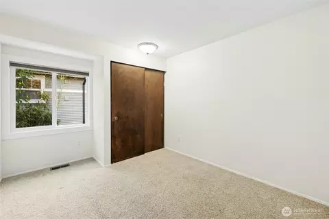 735 N 83rd St, Seattle, WA 98103 photo 18
