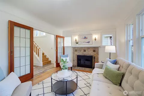 Living - 737 N 80th St, Seattle, WA 98103 photo 2 of 2